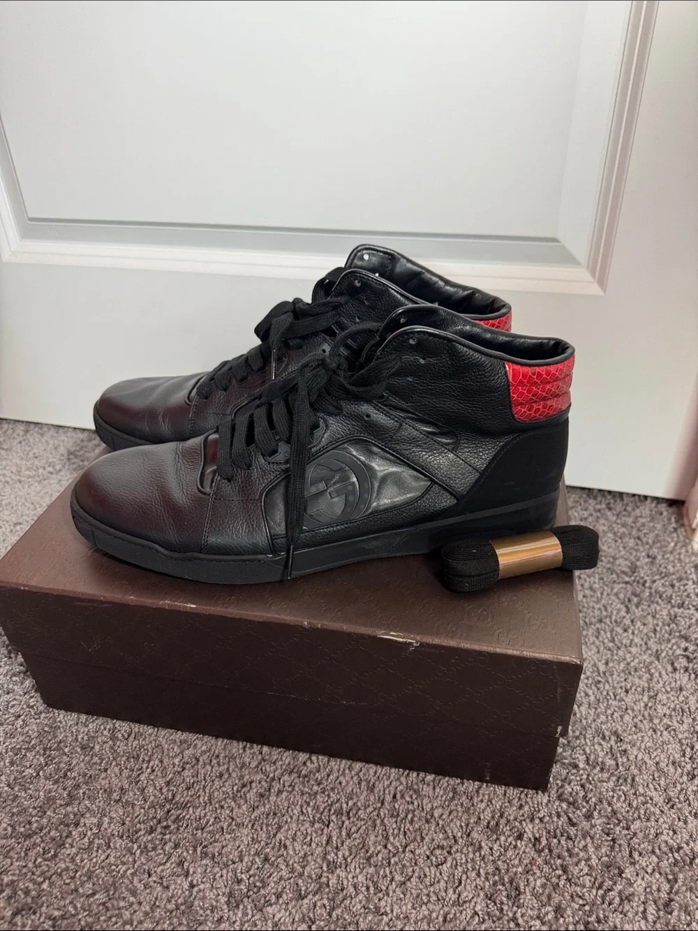 Gucci Black High-Top Men's Sneakers with Red Heel Accent